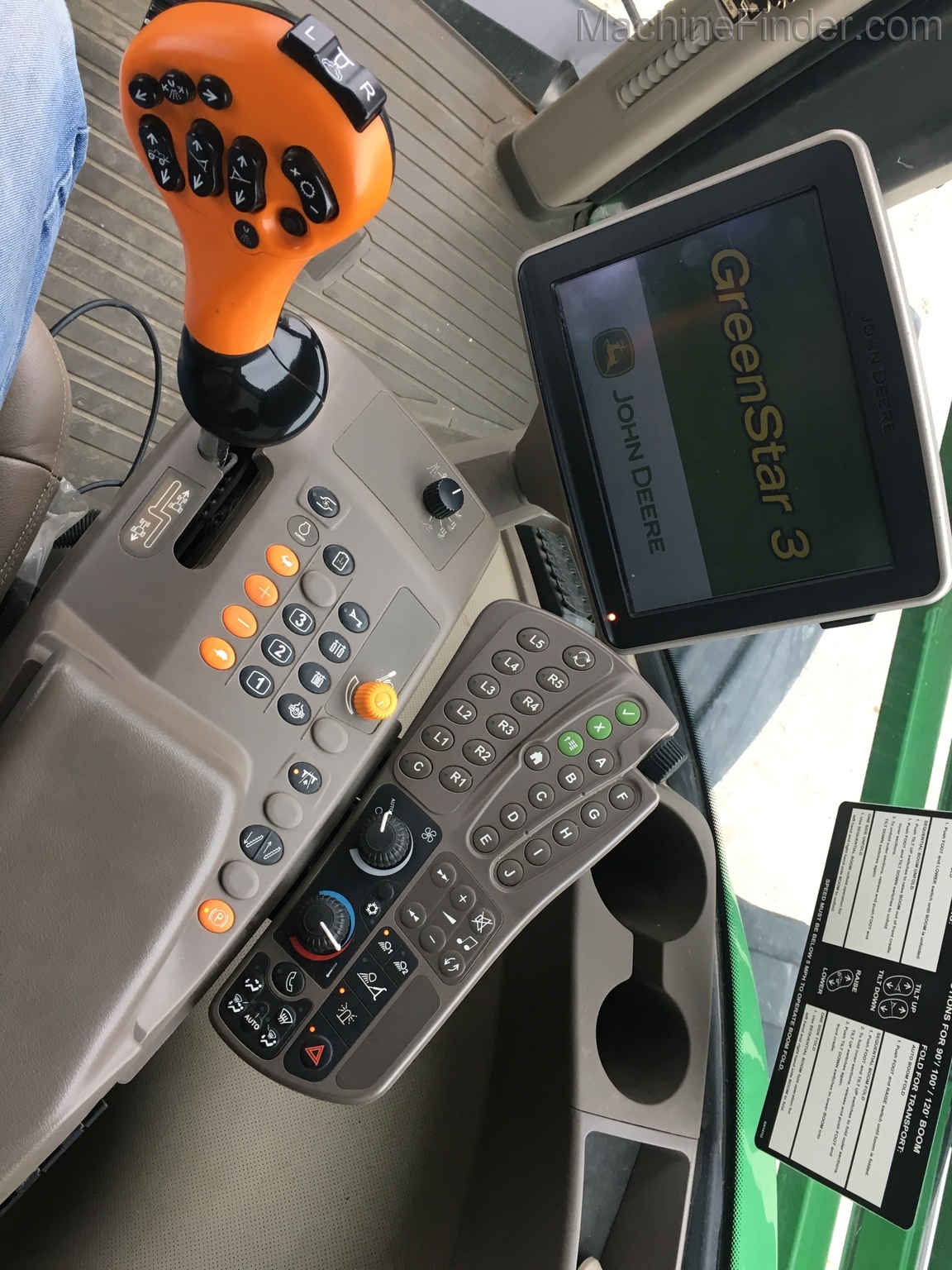 2016 John Deere R4038 Image 11