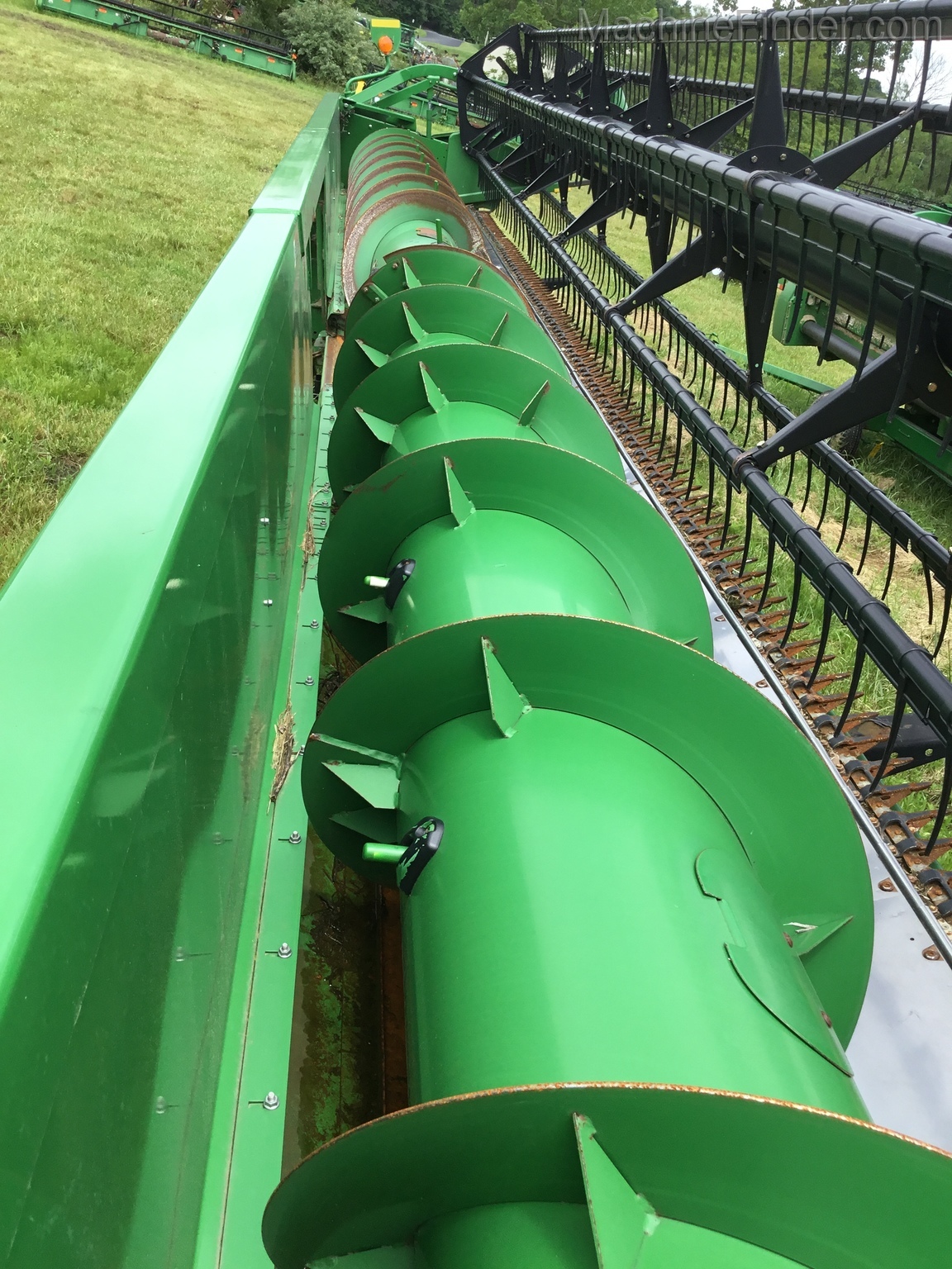 2012 John Deere 635F Image 4