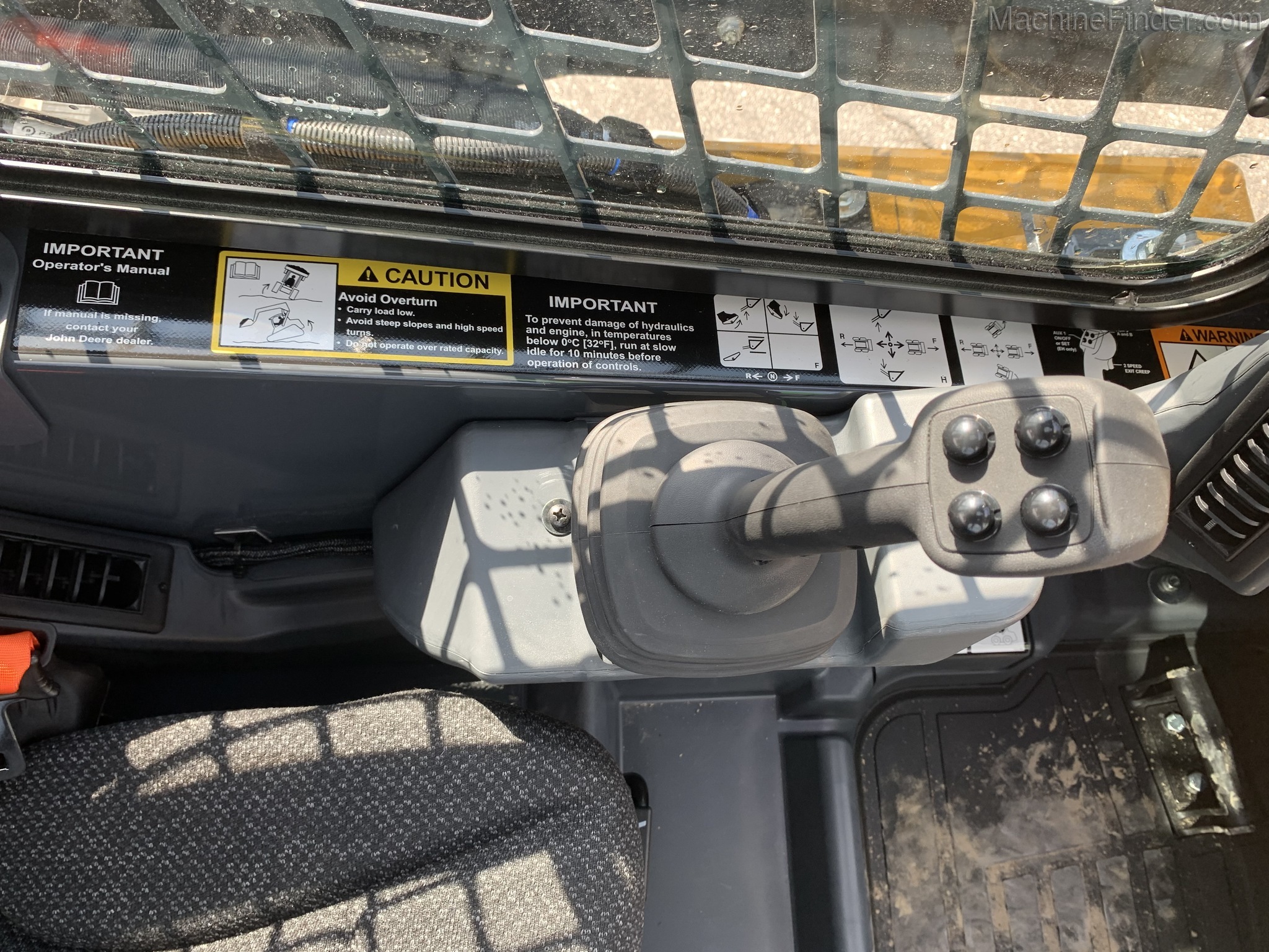 2020 John Deere 333G Image 7