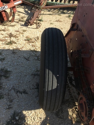 Case IH 5100 Image 4
