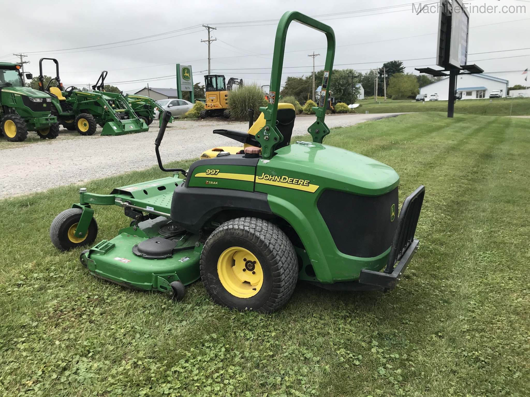 2010 John Deere 997 Image 3