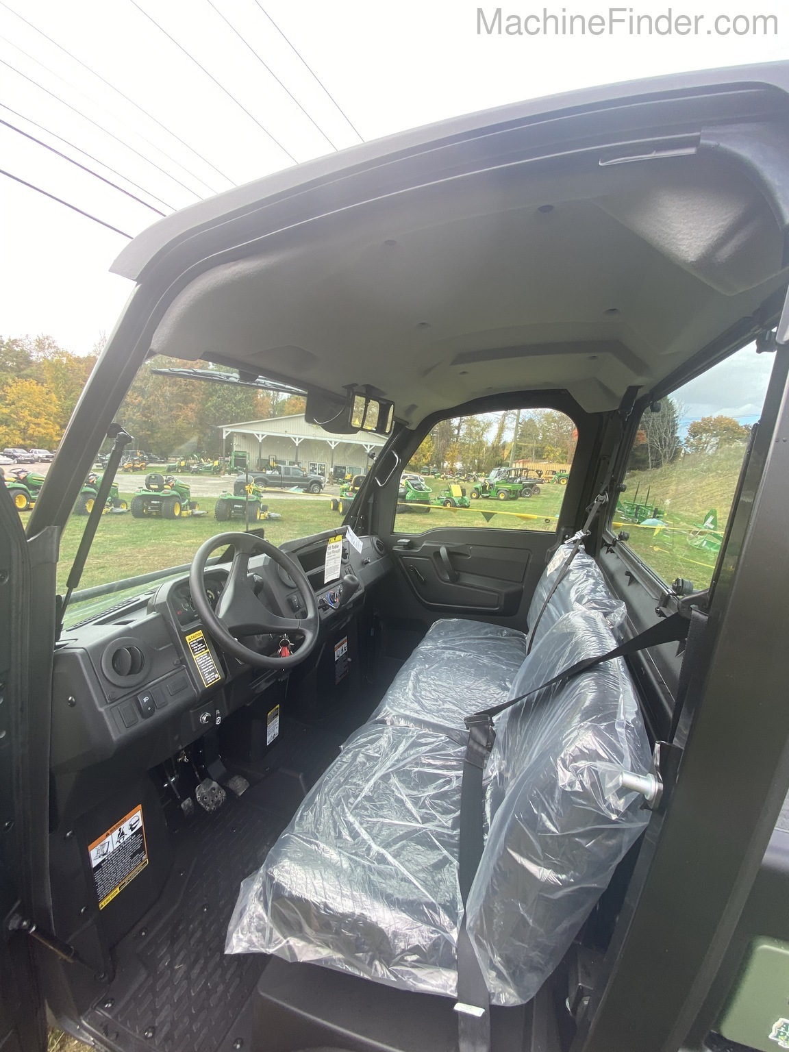 2021 John Deere 835M Image 12