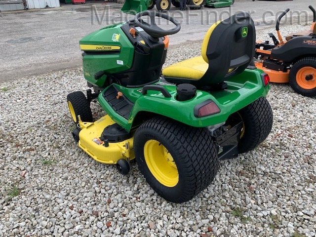 2019 John Deere X570 Image 1
