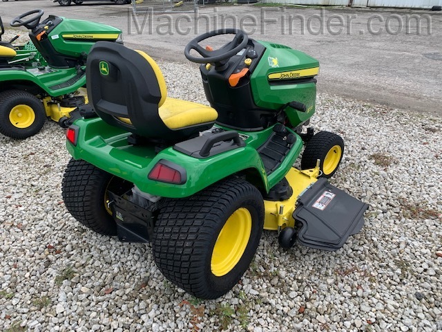 2019 John Deere X570 Image 4