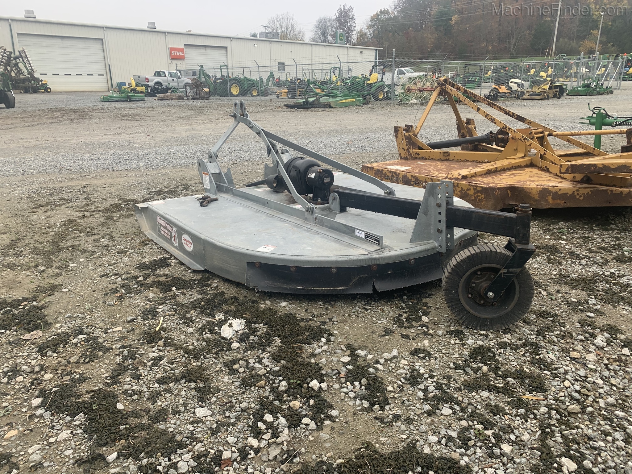 Modern Competitor Image 4