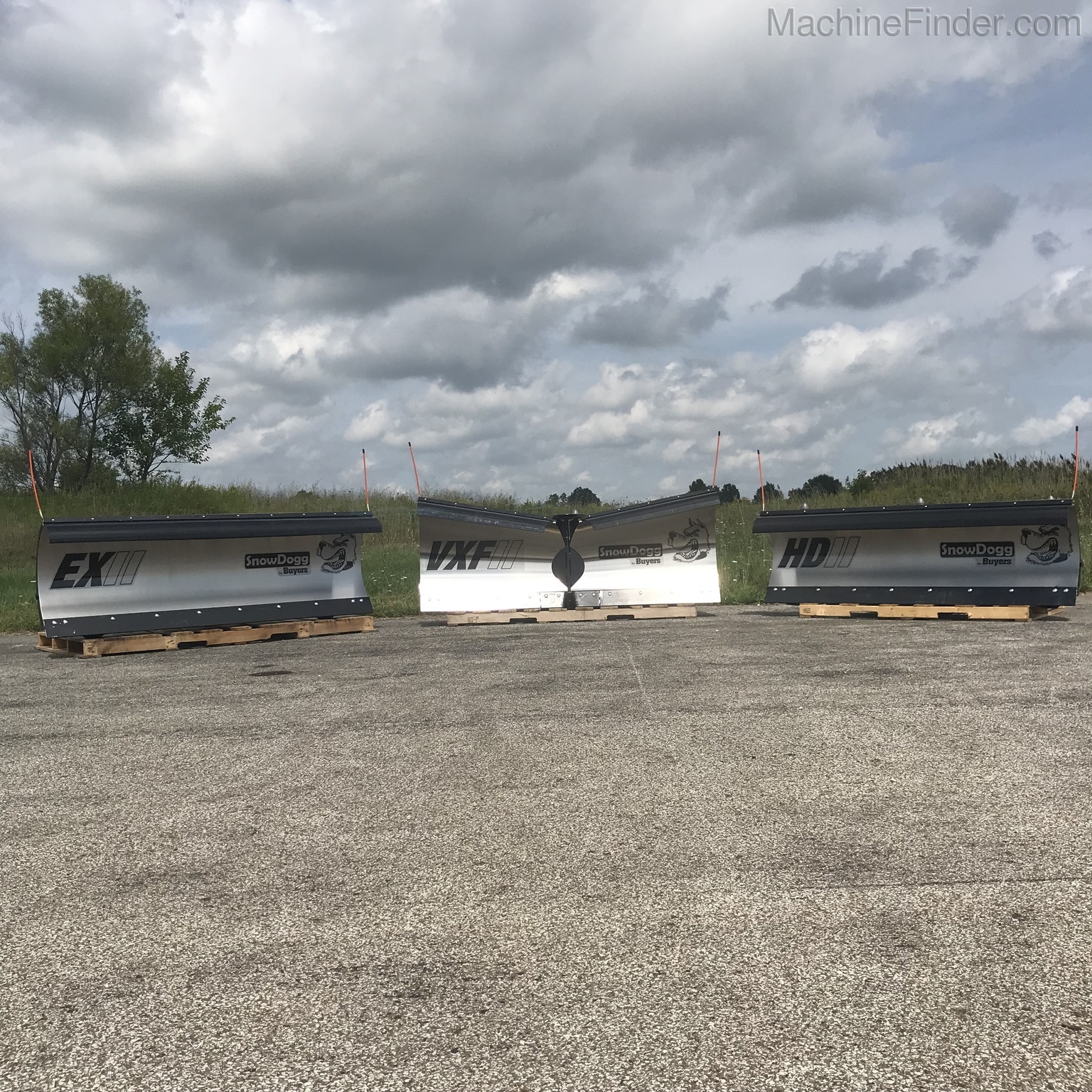 2020 Buyers VXFII Image 3