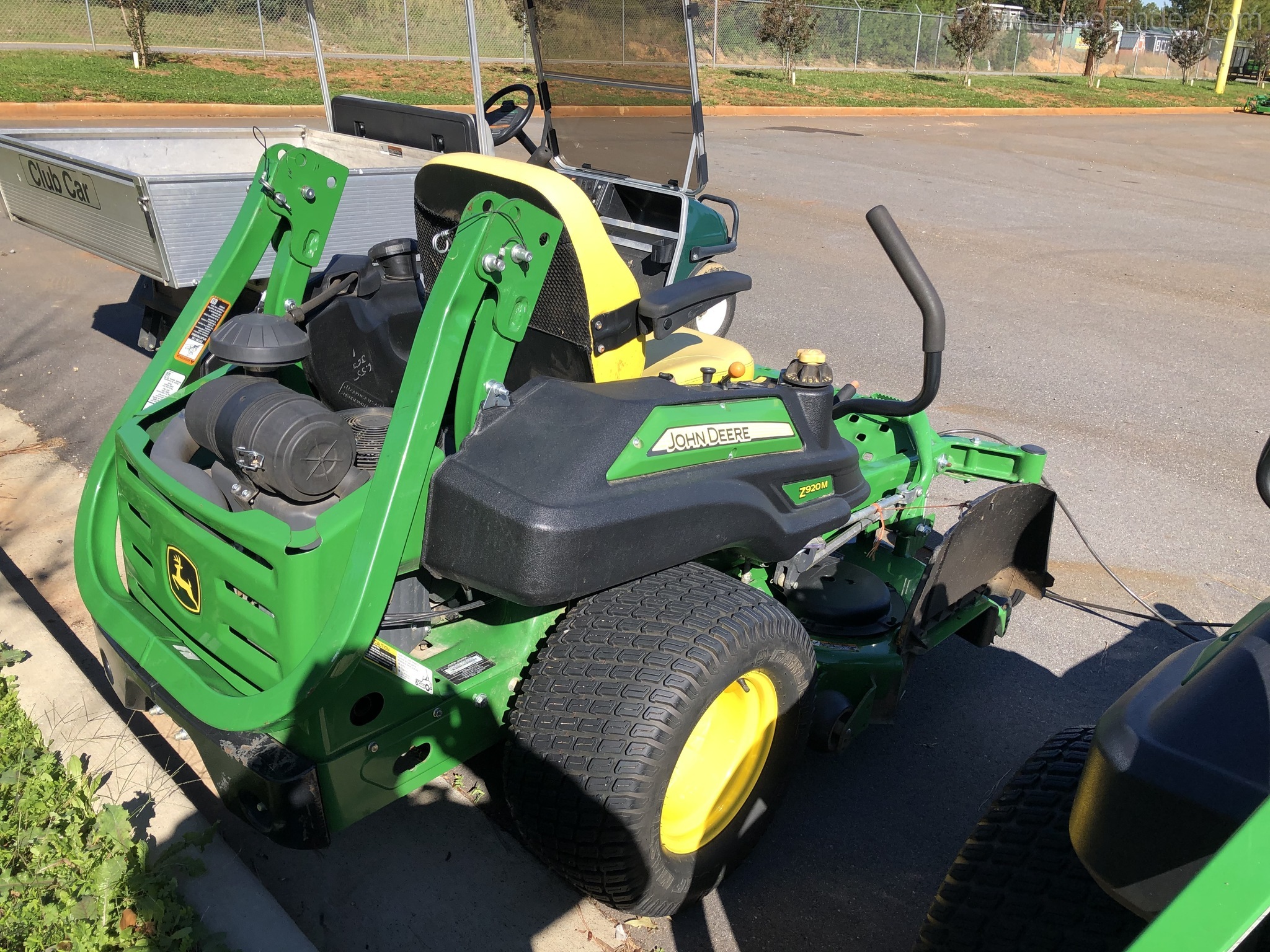 2018 John Deere Z920M Image 3