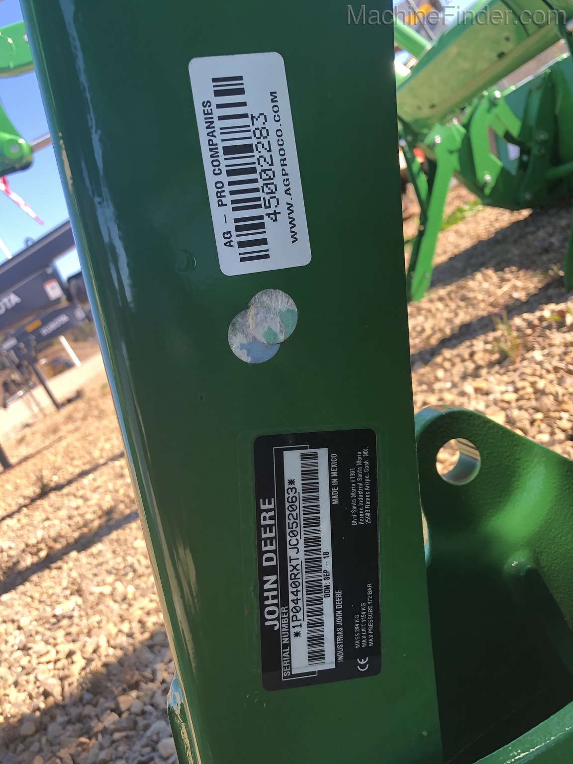 2018 John Deere 440R Image 4