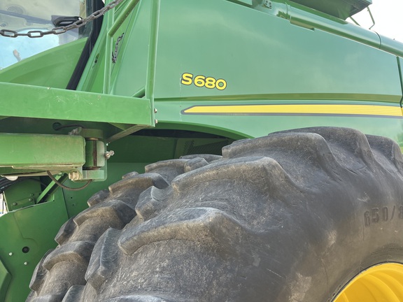 2012 John Deere S680 (2nd thumbnail)