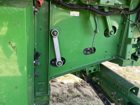 2012 John Deere S680 (6th thumbnail)