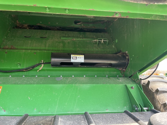 2012 John Deere S680 (15th thumbnail)