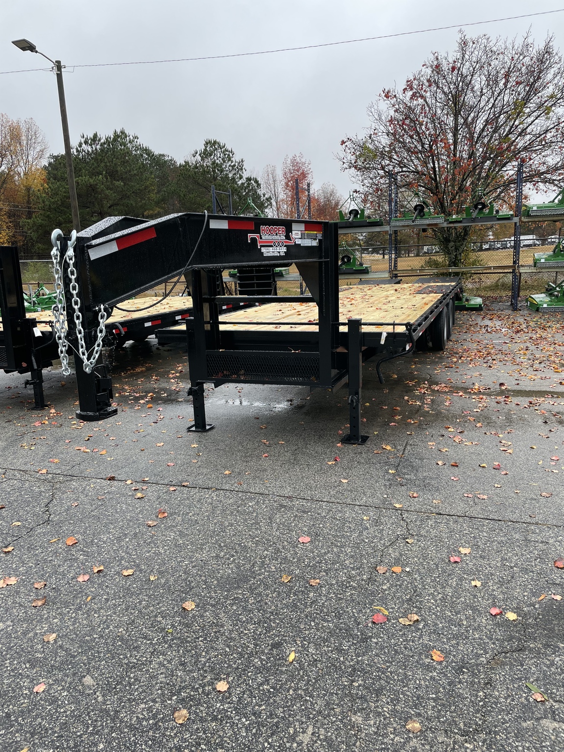 2023 Hooper 8x25 Gooseneck Image 1