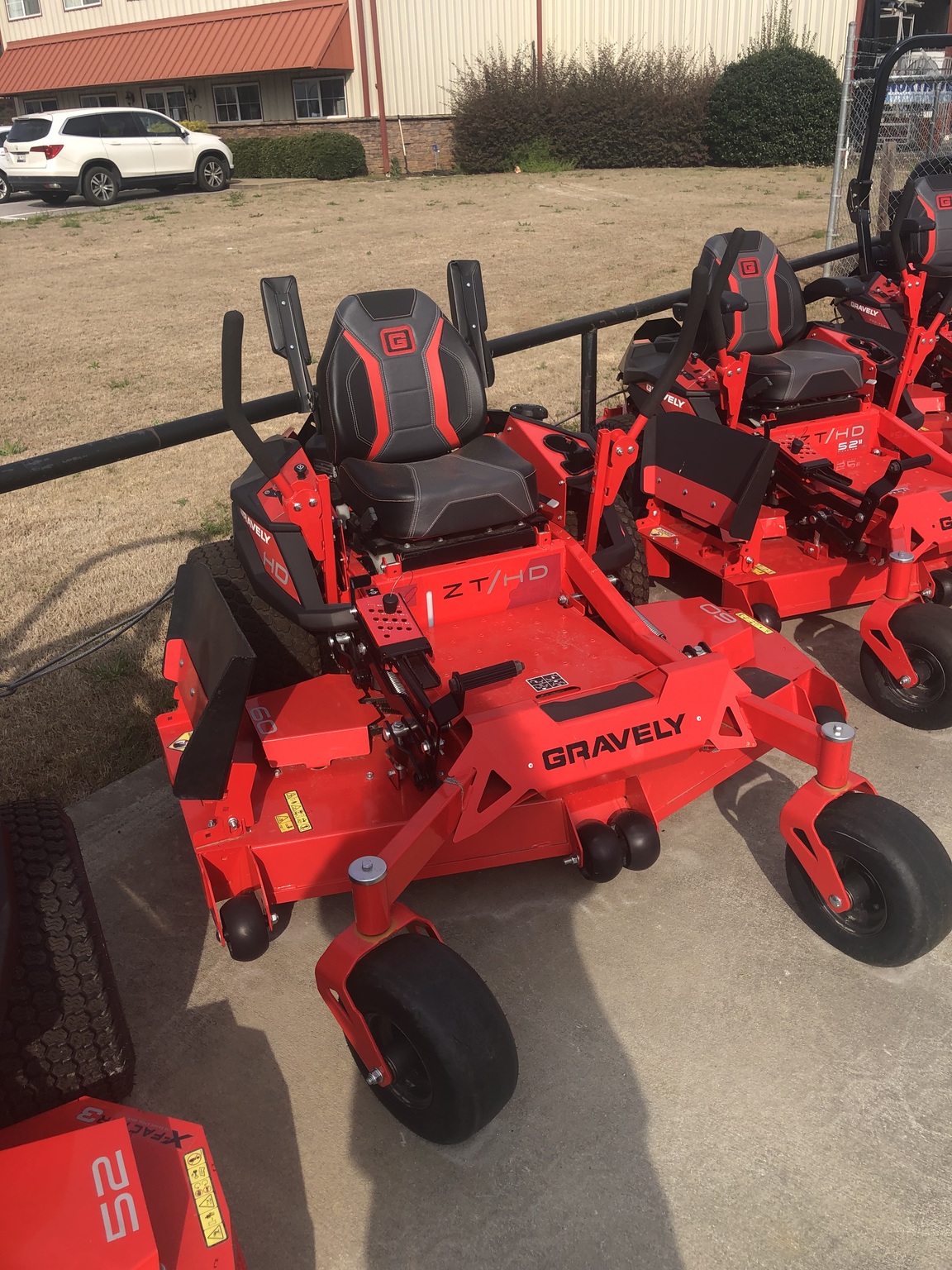 2022 Gravely ZTHD60 Image 2