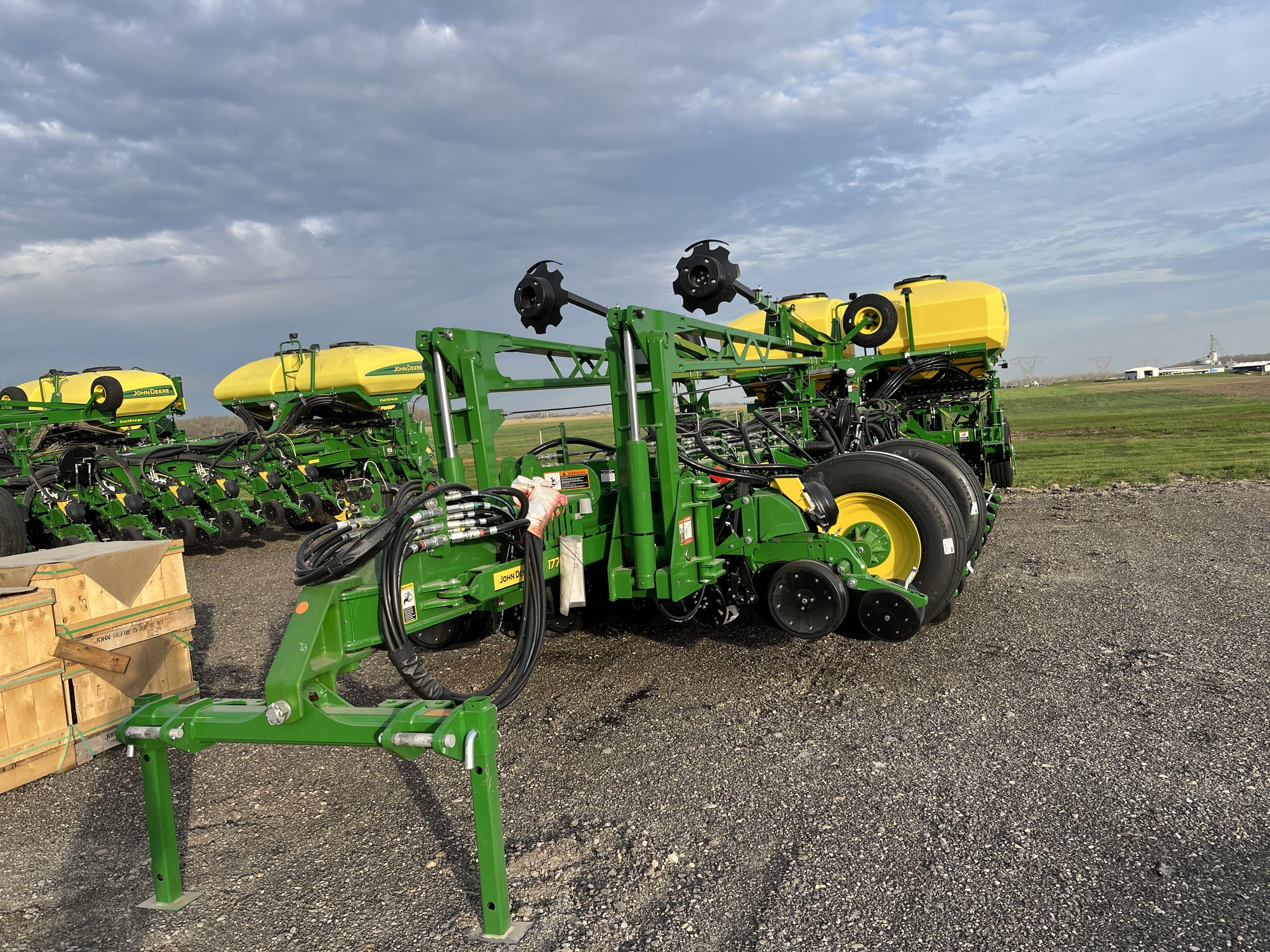 2023 John Deere 1775NT Image 2