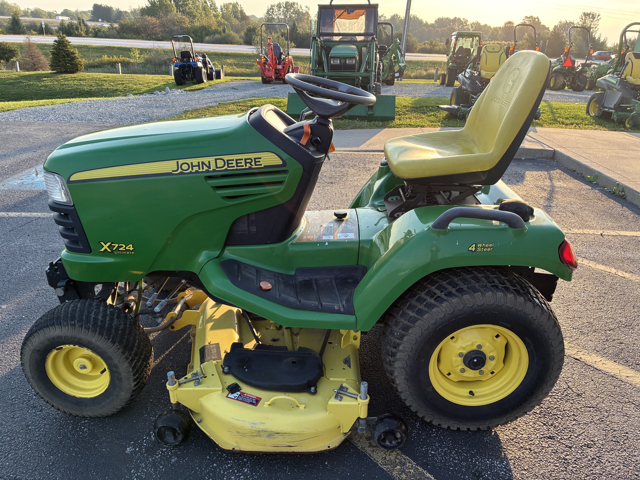 2006 John Deere X724 Image 6