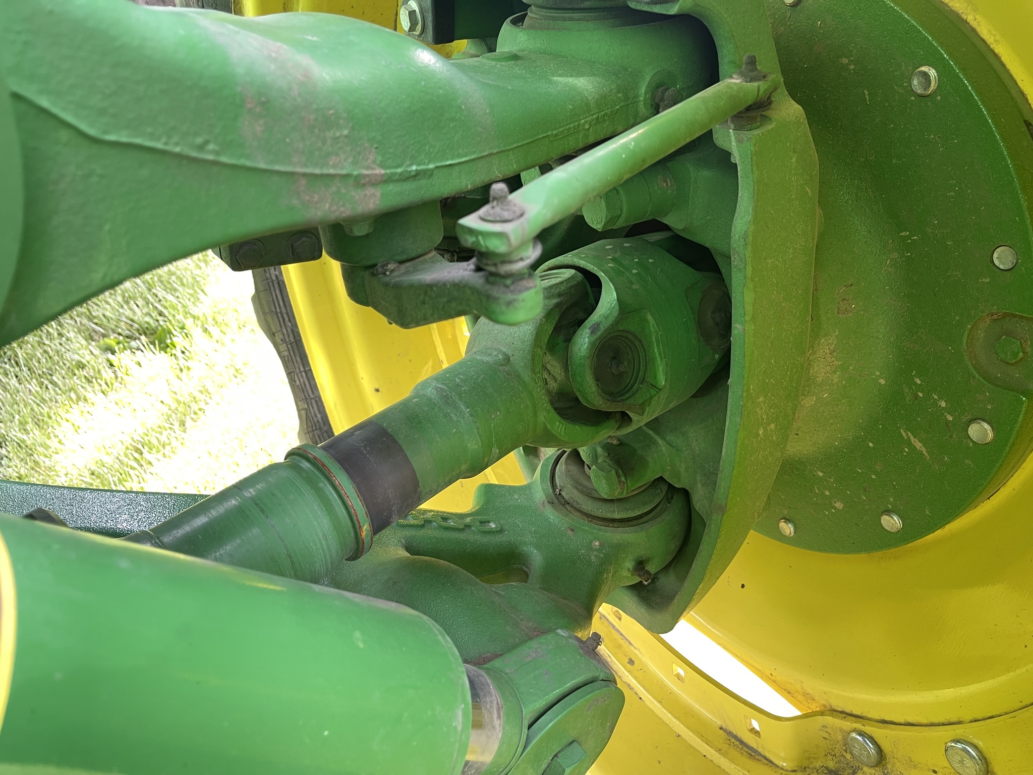  2020 John Deere 8370R at Heritage Tractor in Roanoke, IL