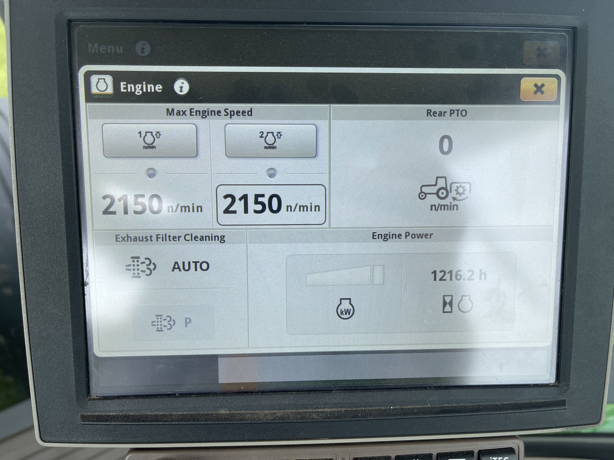  2020 John Deere 8370R at Heritage Tractor in Roanoke, IL