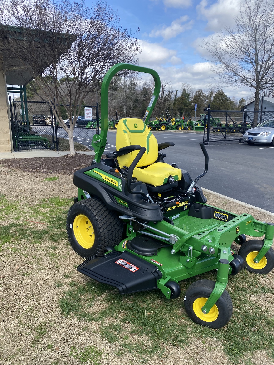 2024 John Deere Z920M Image 2