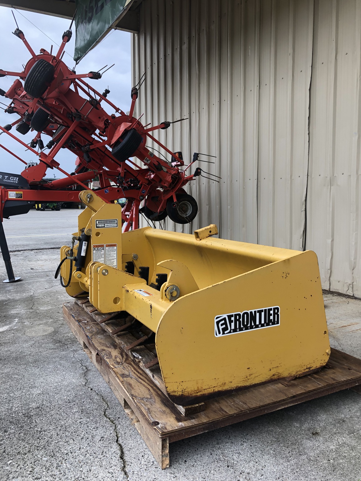 Frontier BB4278H W/TOP & TILT Image 5