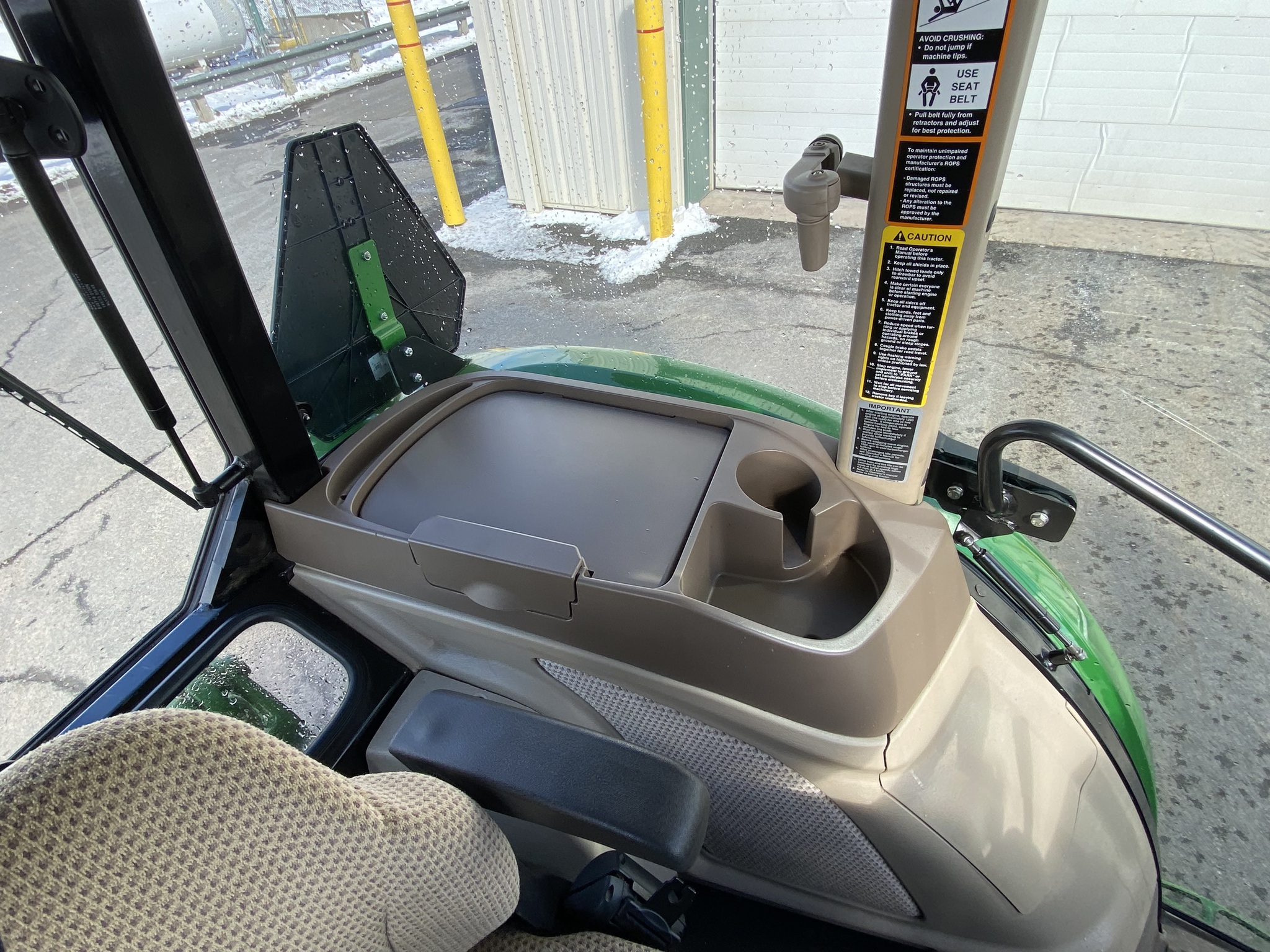 2022 John Deere 5090M Image 14