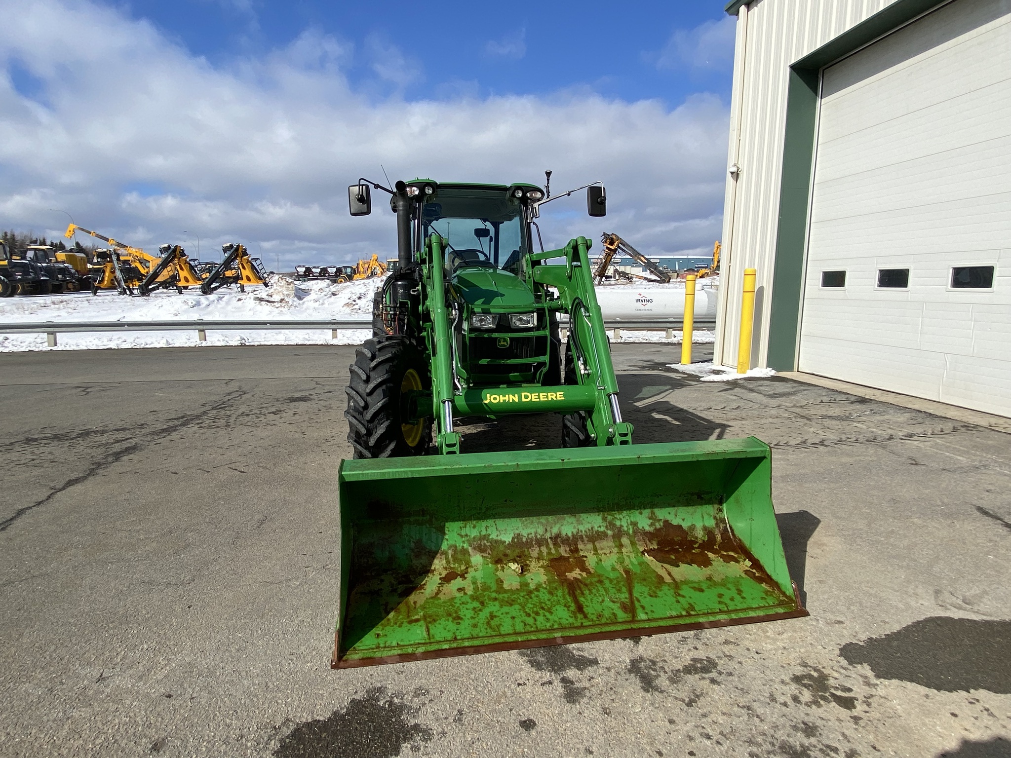 2022 John Deere 5090M Image 3