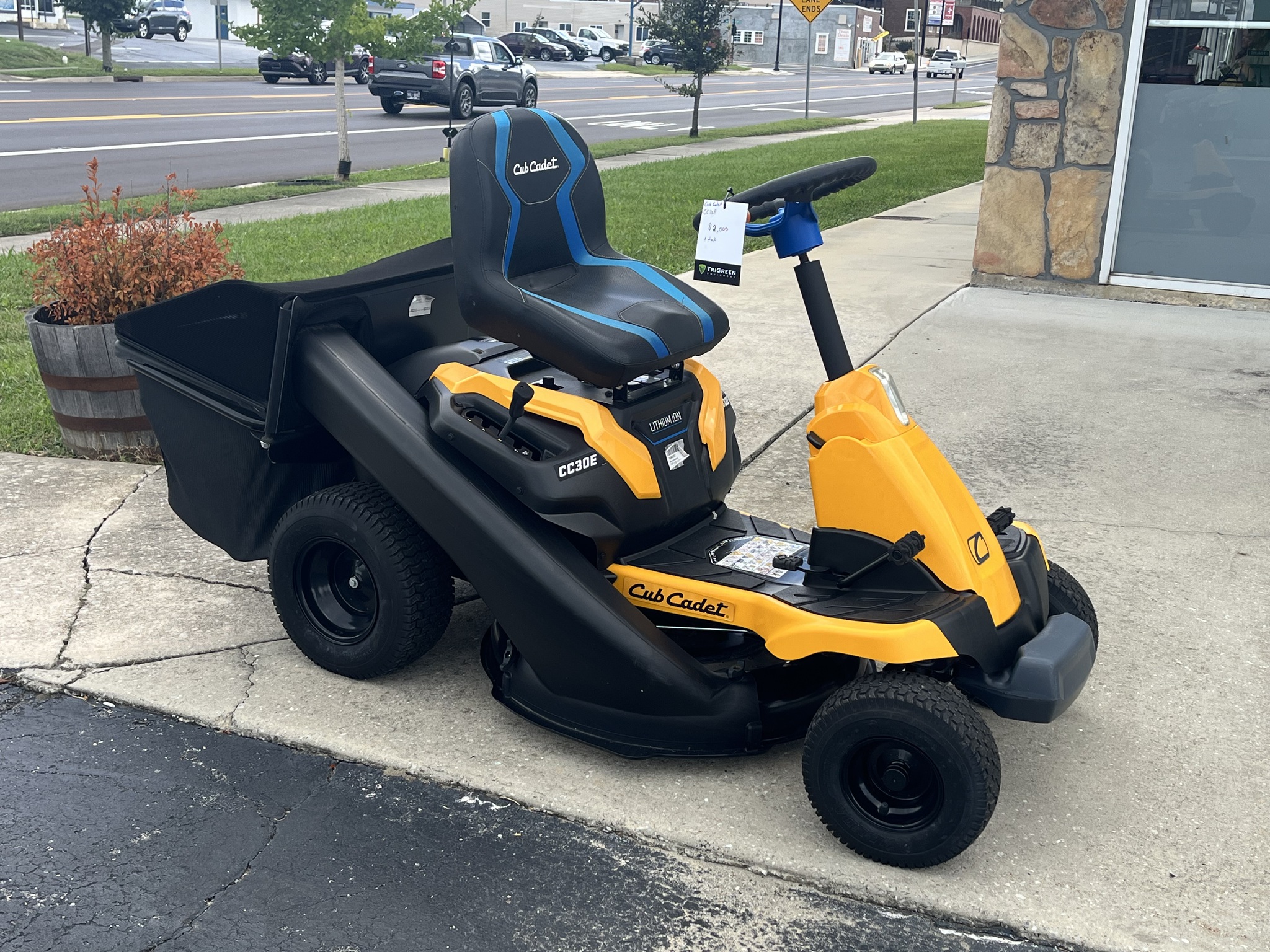 2022 Cub Cadet CC30E