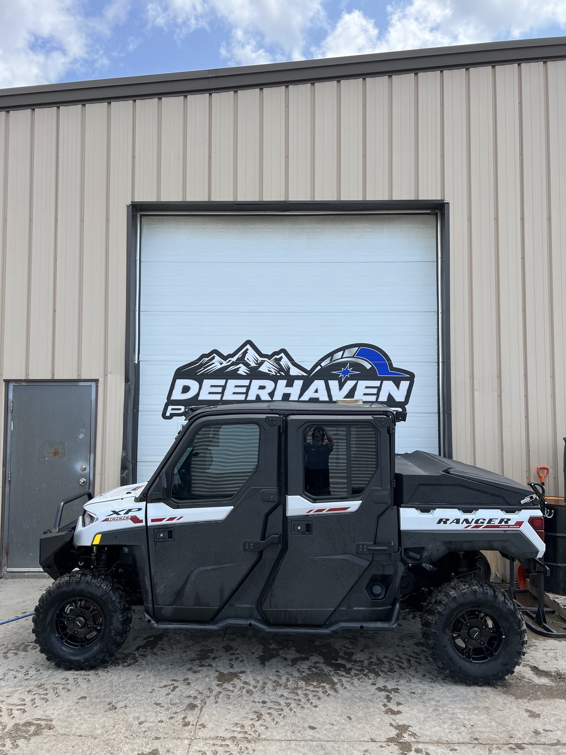 2023 Polaris RANGER CREW XP 1000 NORTH STAR RIDE COMMAND Image 2