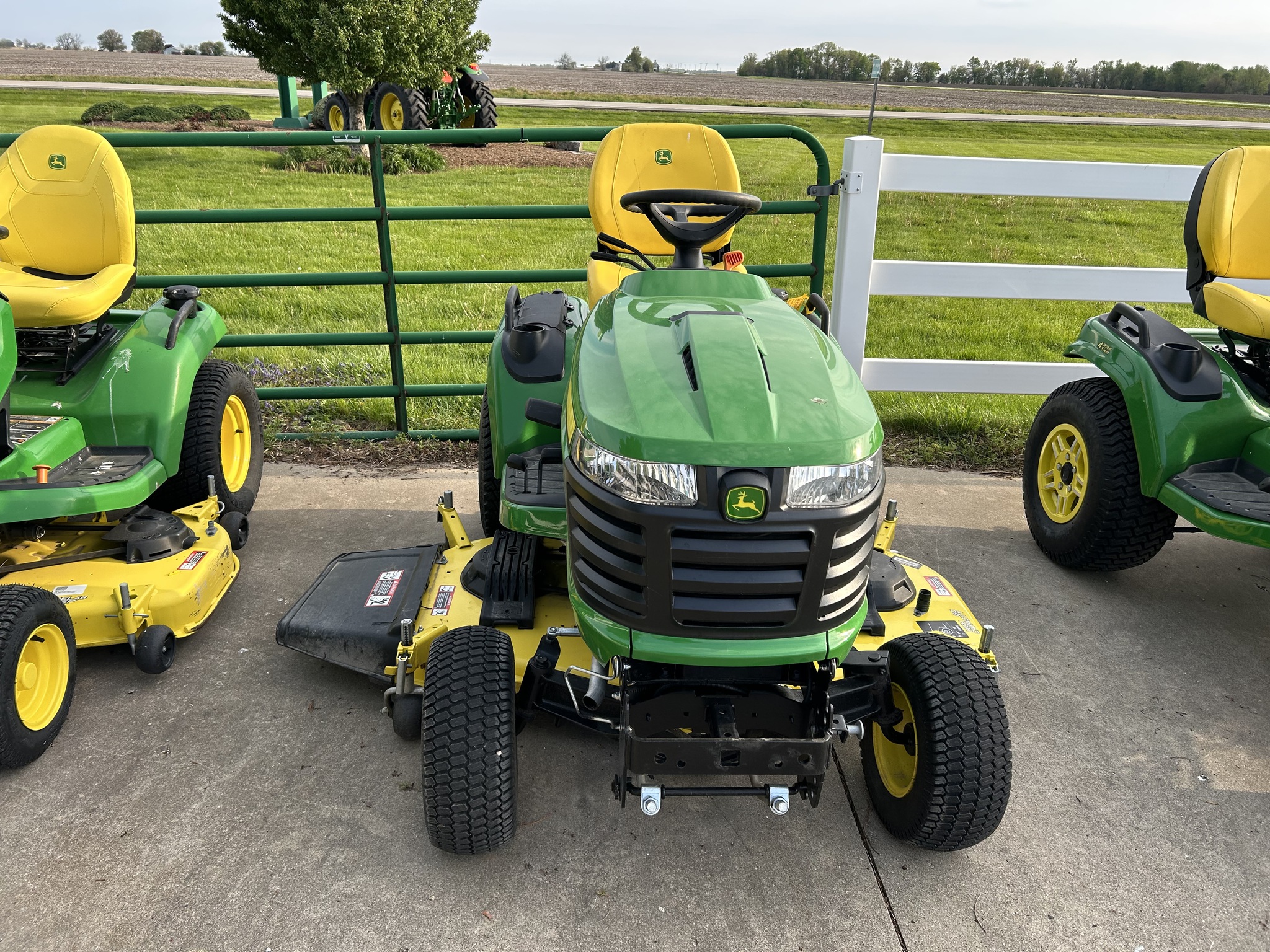  2022 John Deere X734 at Heritage Tractor in Streator, IL