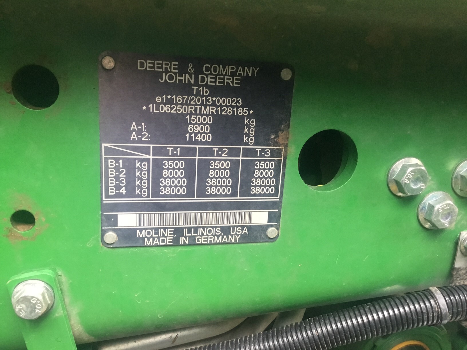2022 John Deere 6250R