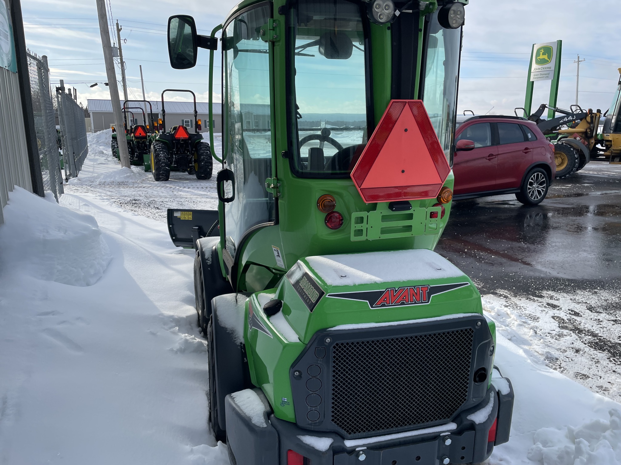 2023 Avant M530 Image 4