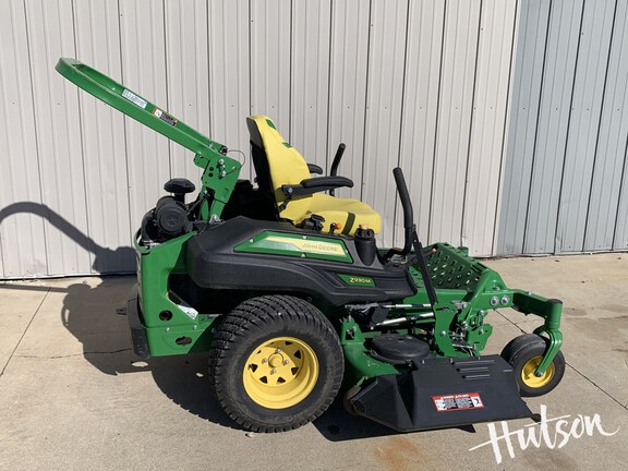 Photo of 2023 John Deere Z930M