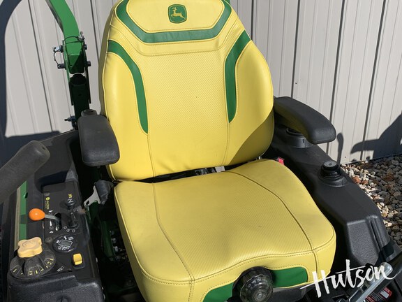 Photo of 2023 John Deere Z930M