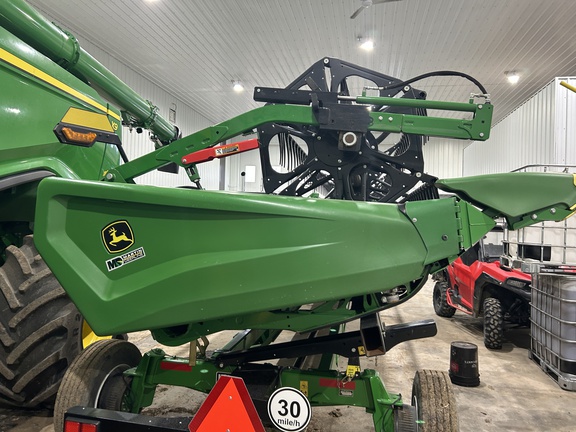 Used 2023 John Deere HD50R Combine Platforms at Horizon Ag & Turf in Mayerthorpe, AB - Photo2