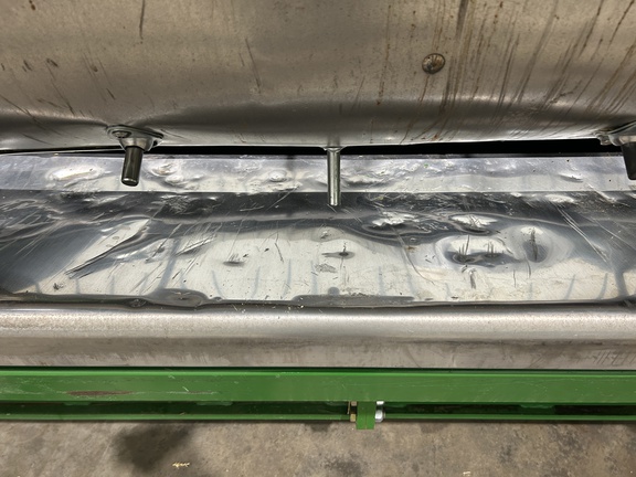 Used 2023 John Deere HD50R Combine Platforms at Horizon Ag & Turf in Mayerthorpe, AB - Photo6