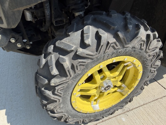 2024 John Deere XUV 835M - Photo10