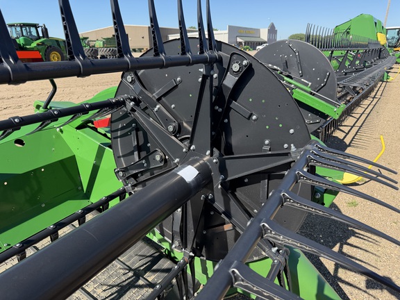 2024 John Deere RD40F - Photo18
