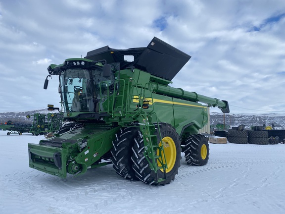 2024 John Deere X9 1100