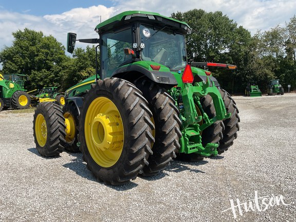 Photo of 2024 John Deere 8R 410