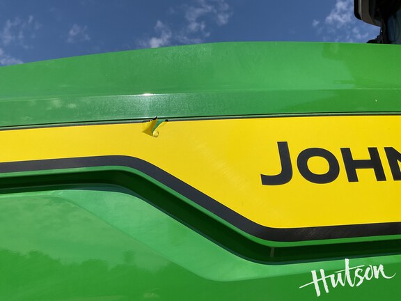 Photo of 2024 John Deere 8R 410
