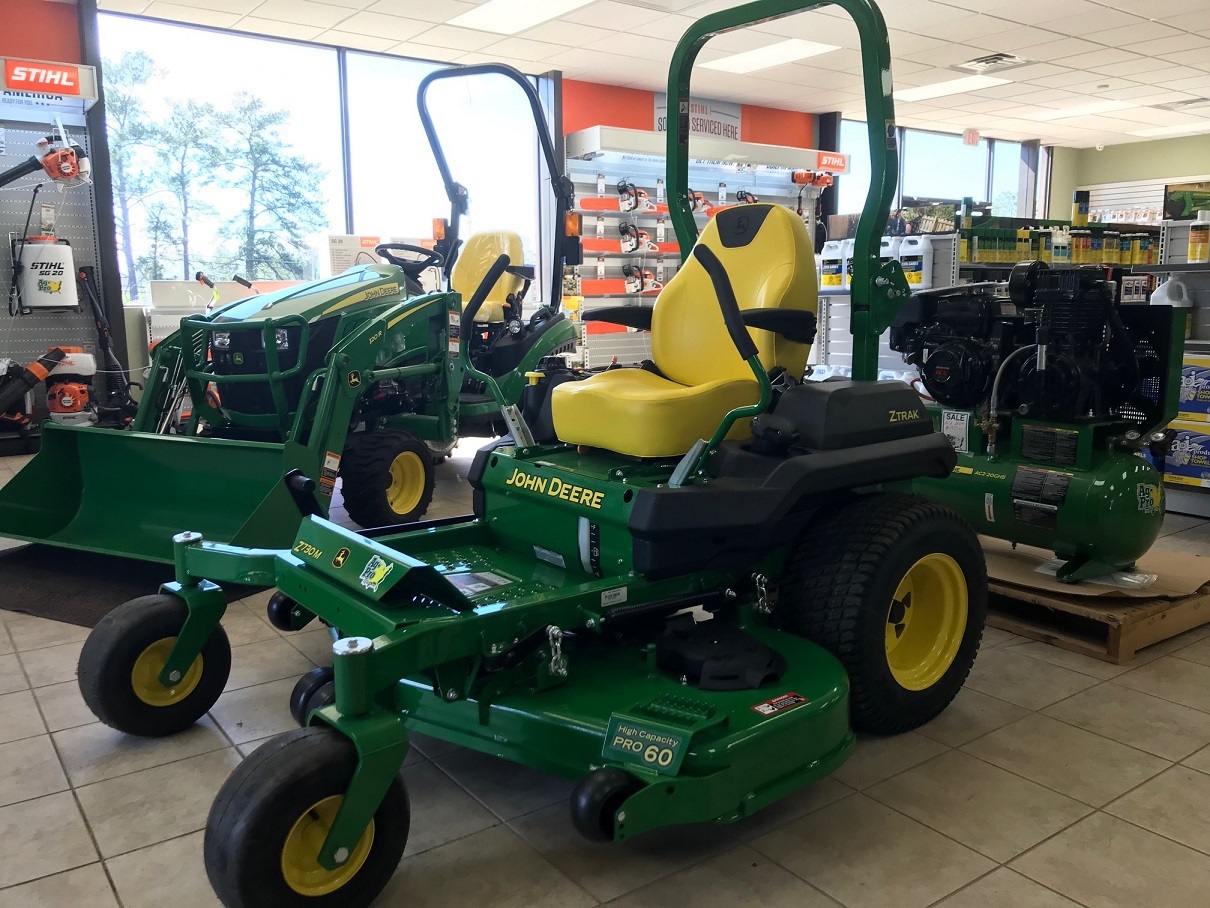 2025 John Deere Z730M Image 2