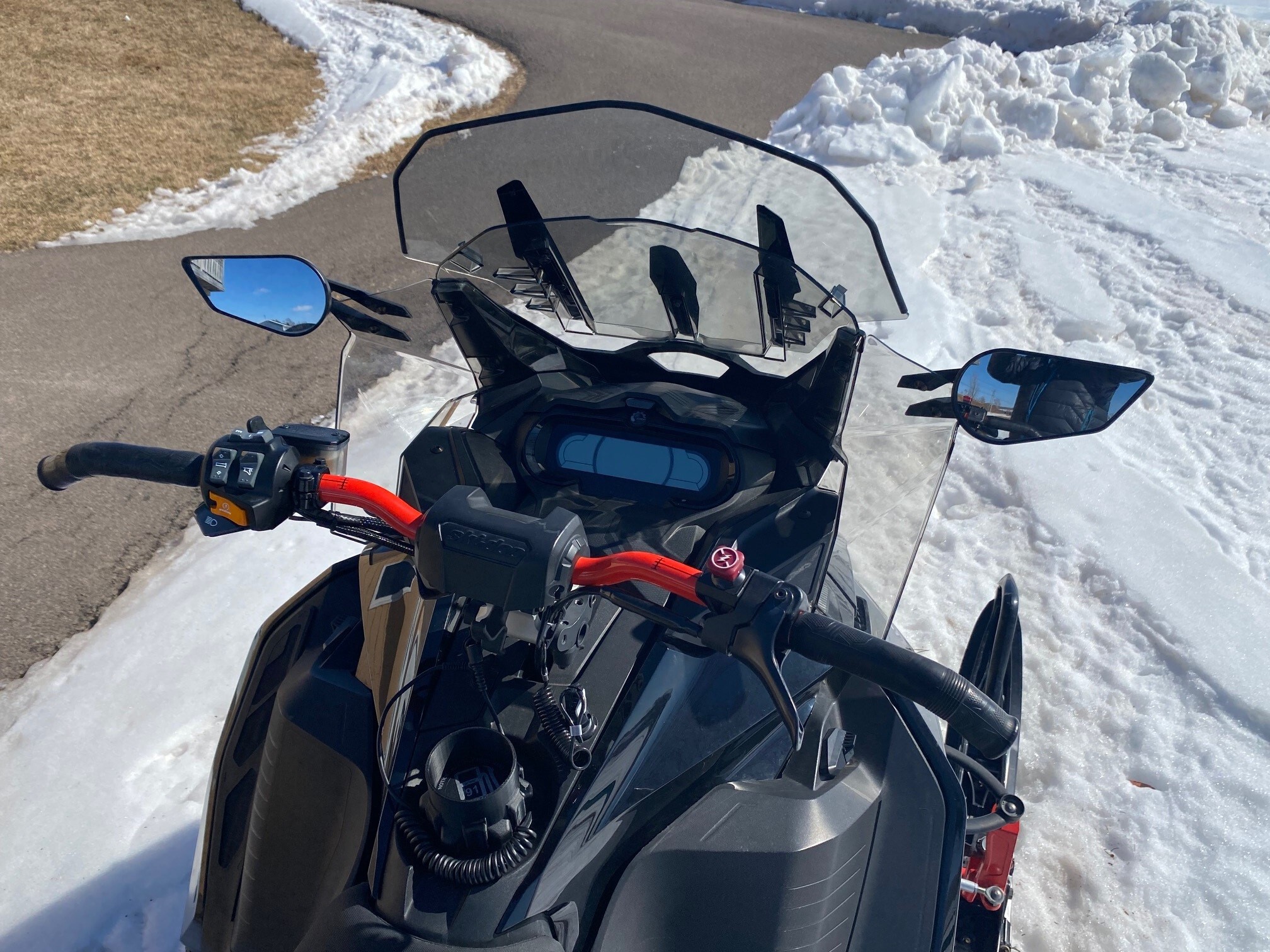 2020 Ski Doo Renegade X 850 E-Tec Image 4