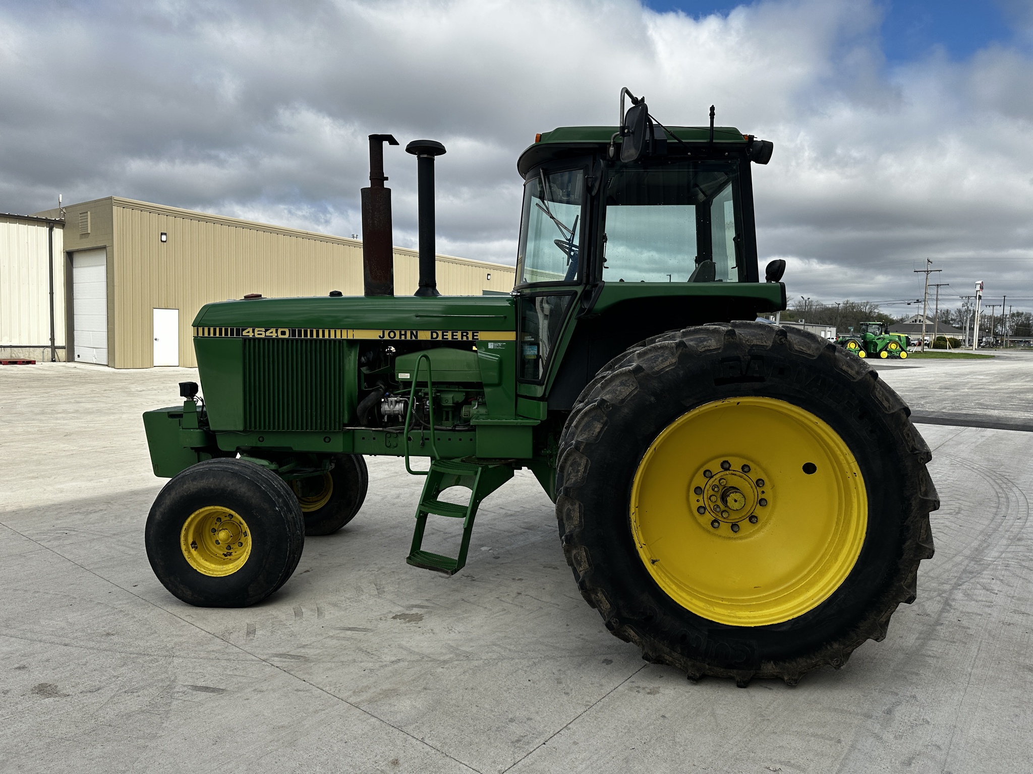 1981 John Deere 4640 Image 7