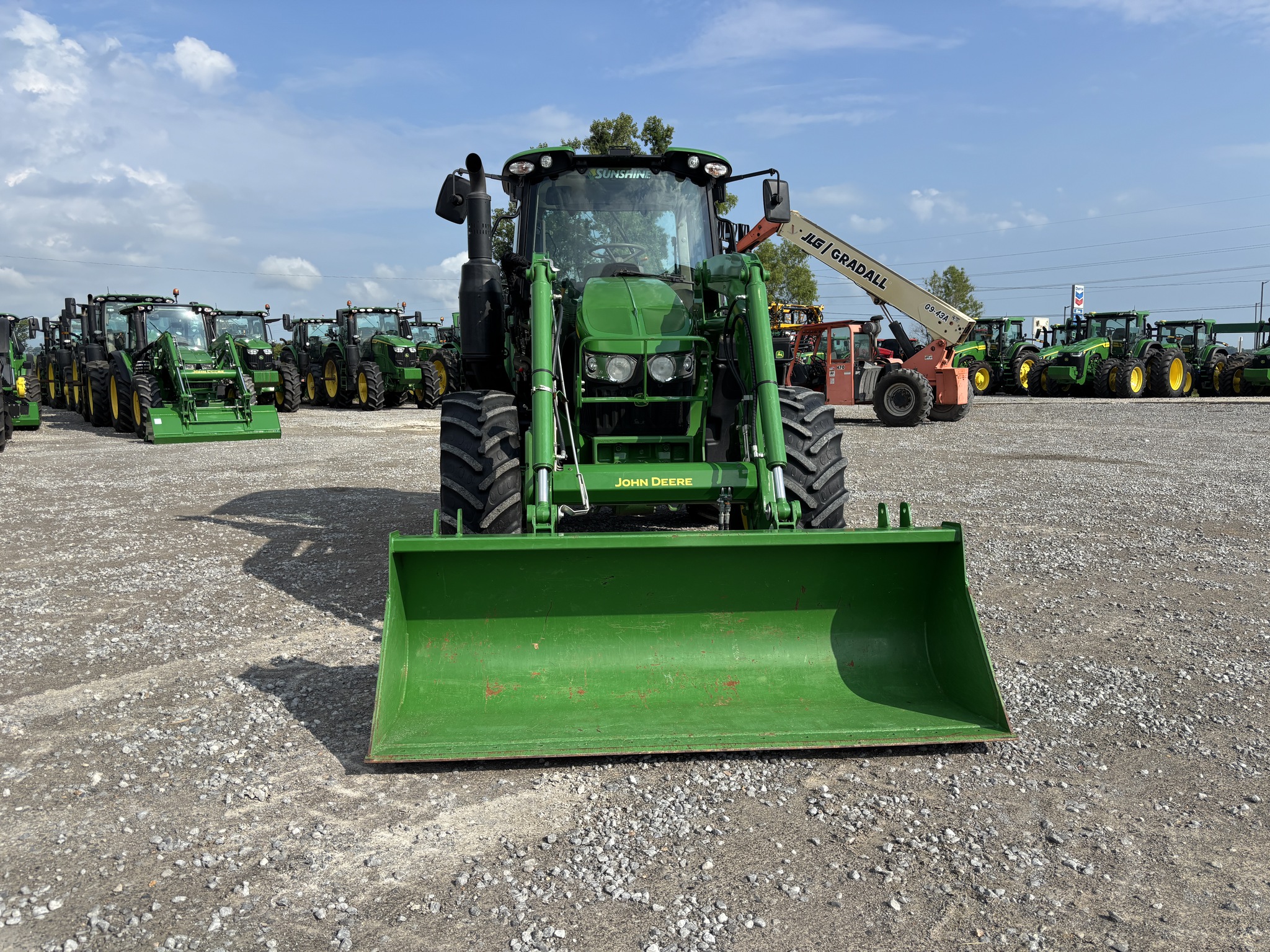 2023 John Deere 6120M Image 9