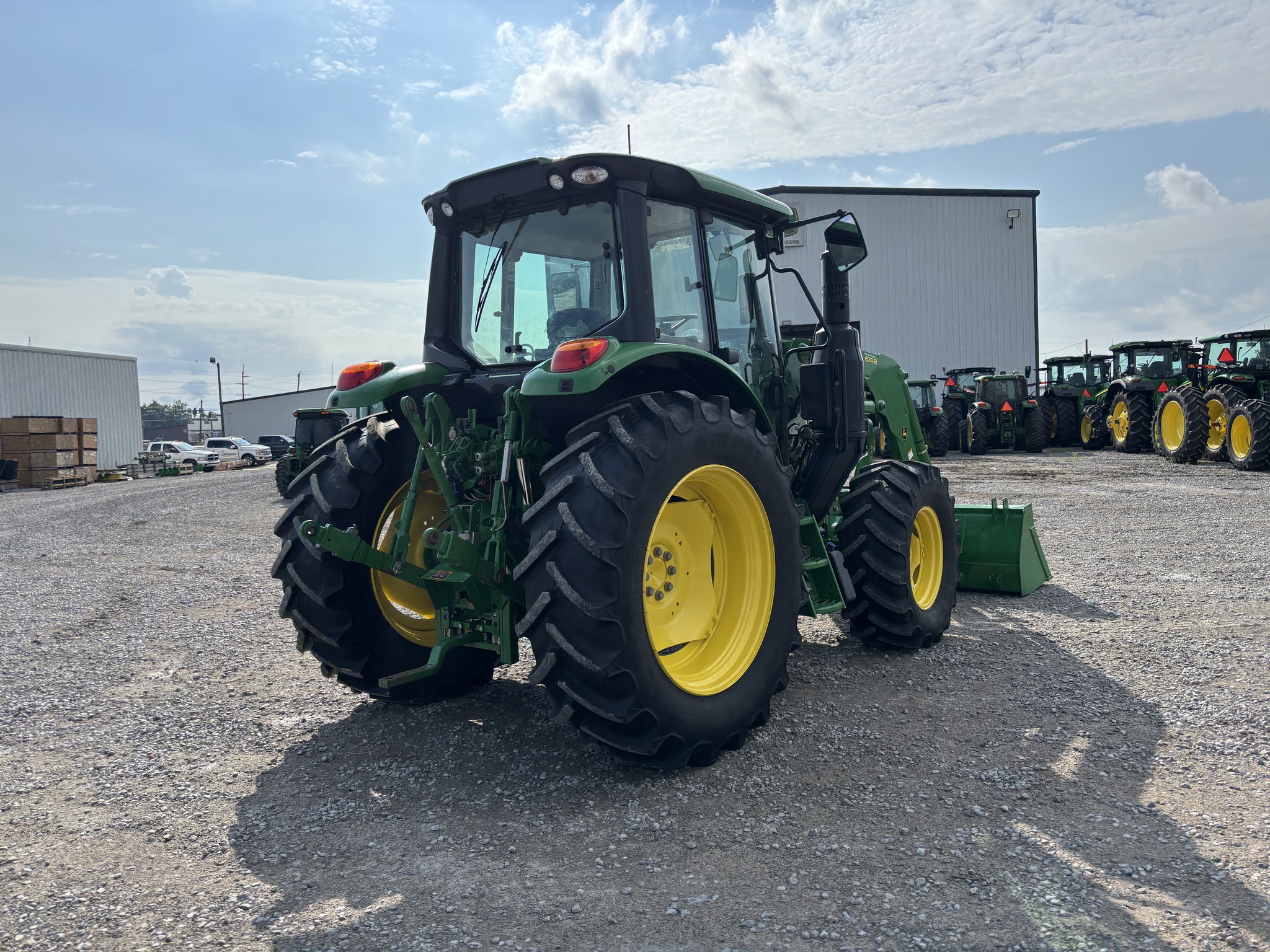 2023 John Deere 6120M Image 6