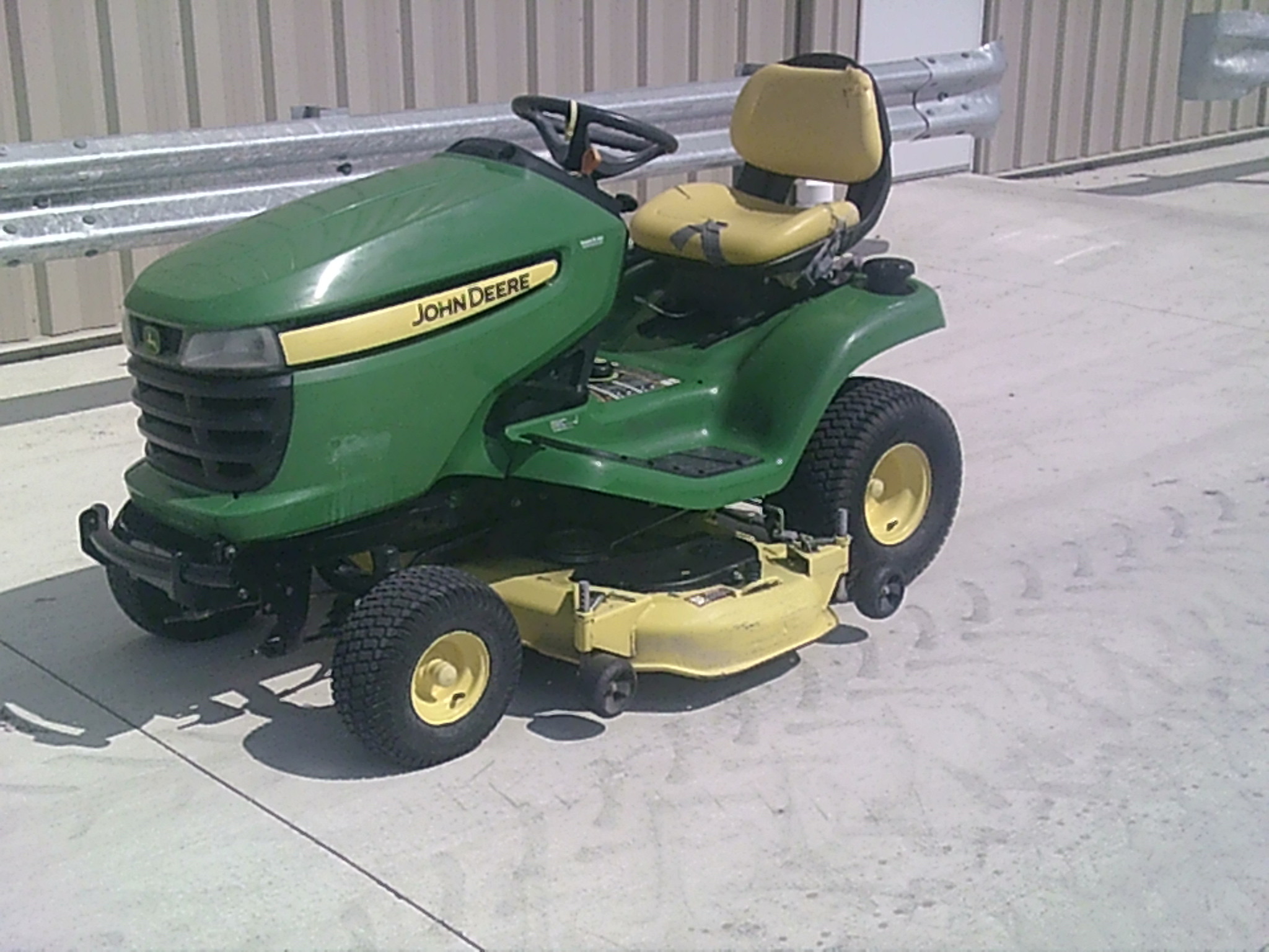 2012 John Deere X300 Image 7