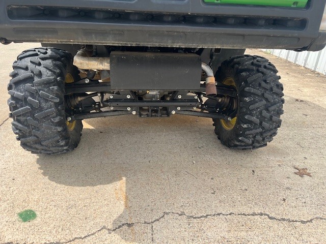  2023 John Deere XUV 835M at Heritage Tractor in West Plains, MO