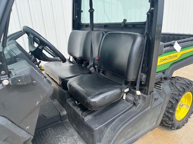  2023 John Deere XUV 835M at Heritage Tractor in West Plains, MO