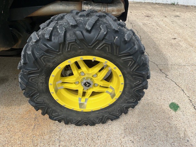  2023 John Deere XUV 835M at Heritage Tractor in West Plains, MO