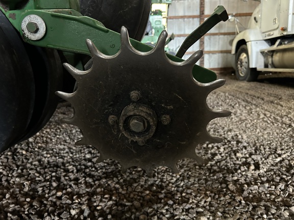 Used 2005 John Deere 1790 Planters: Drawn at Koenig Equipment in Anna, OH - Photo18