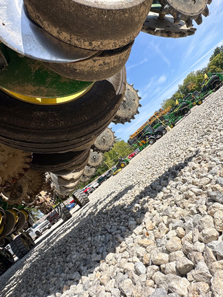 2023 John-Deere 1775NT